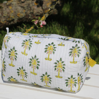 Lemon yellow - Wash Bag