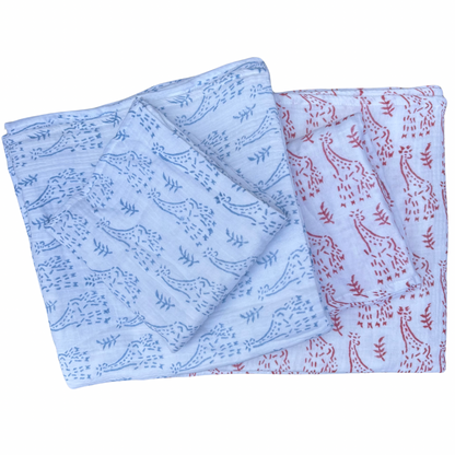 WooWoo Organic Muslin Swaddle - Blue Giraffe