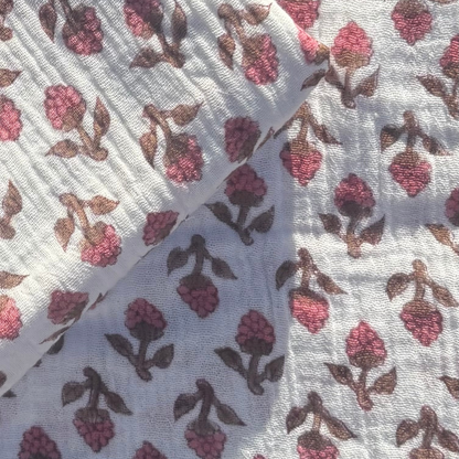 WooWoo Milly Pink - Organic Muslin Swaddle